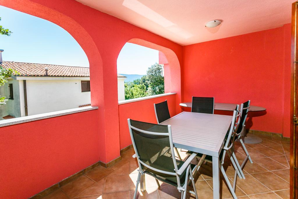 Apartments Josip Pinezići Cameră foto